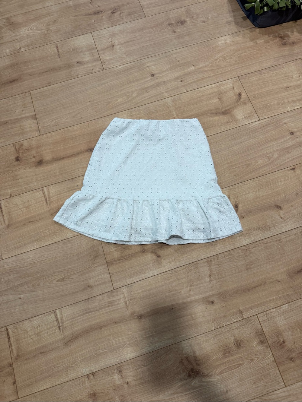Lily Rose White Eyelet Ruffle Mini Skirt